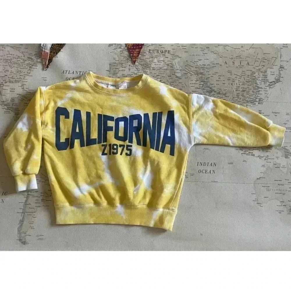 ZARA 3-4 Yellow Tie Dye Terry
Sweatshirt